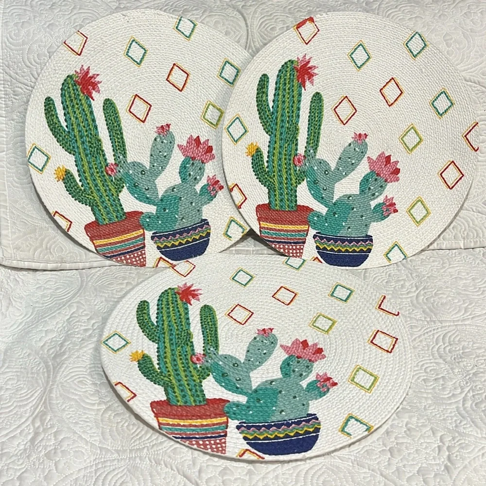 Kay Dee Designs braided round placemats, set‎ of 3
